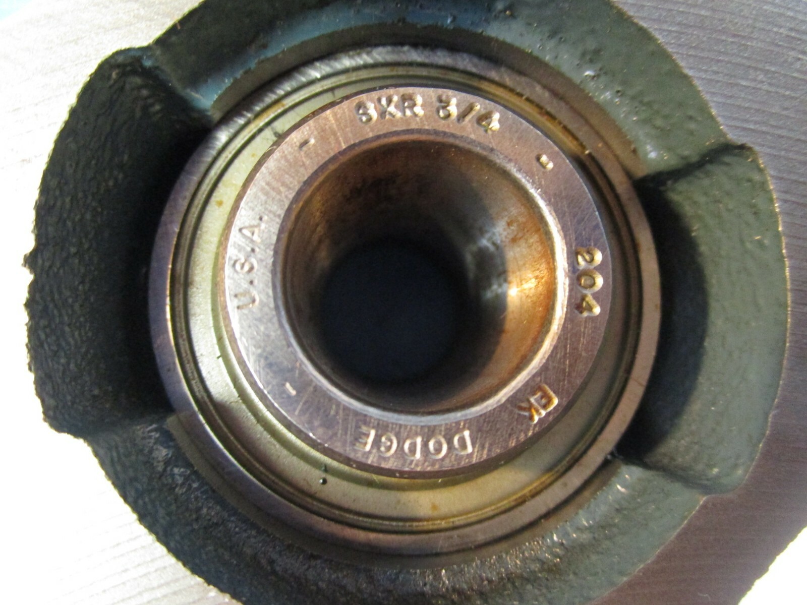 Dodge 131054, F2BSXR012, 2-Bolt Flange, Eccentric Collar, 3/4″ Bore, I=SXR 3/4
