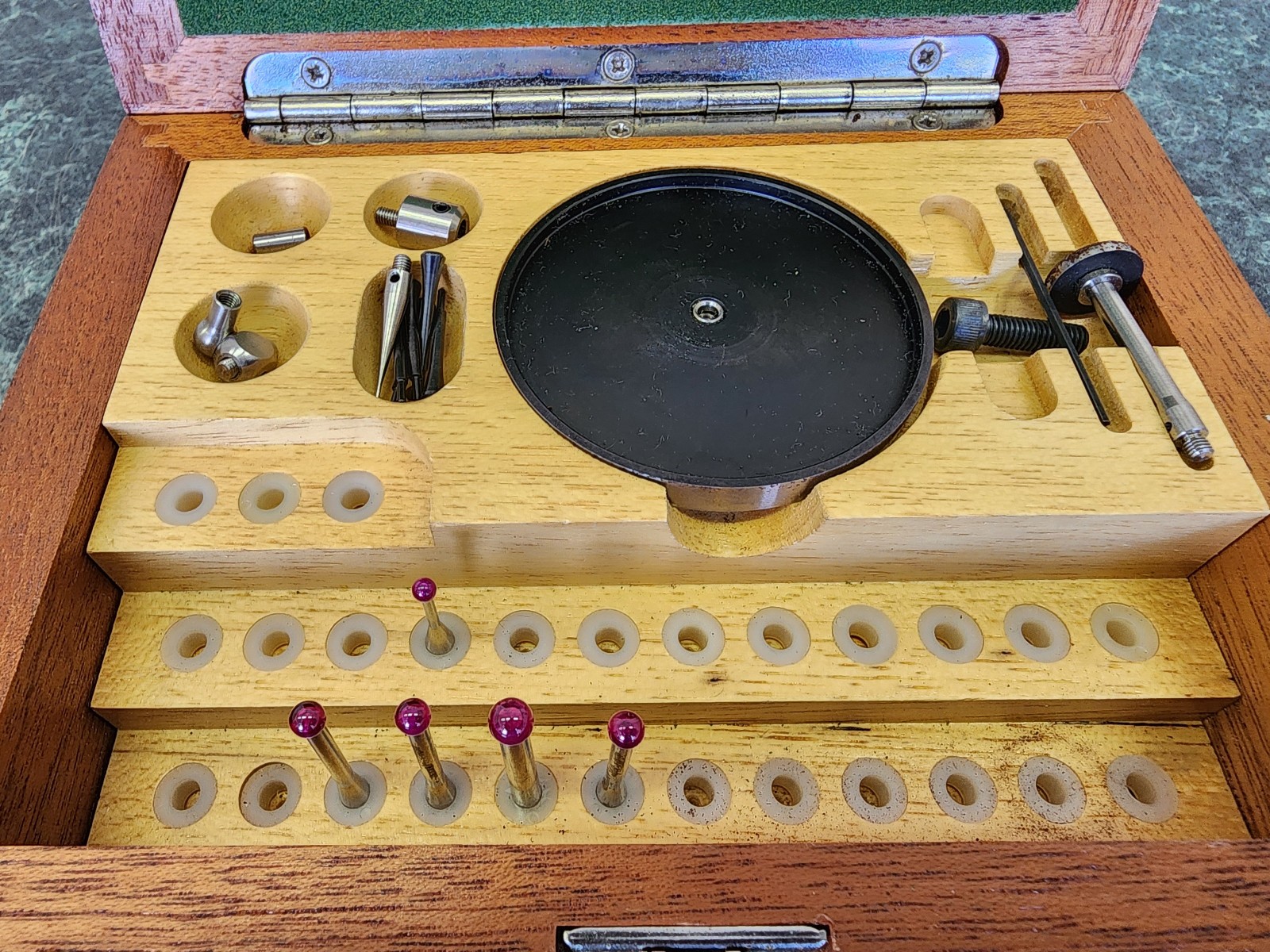 RENISHAW TP1S WOODEN PROBE CASE WITH PROBES