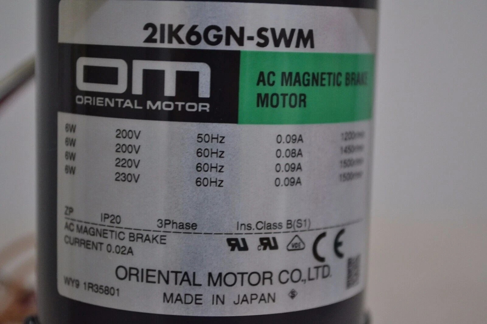 ORIENTAL MOTOR 2IK6GN-SWM NEW