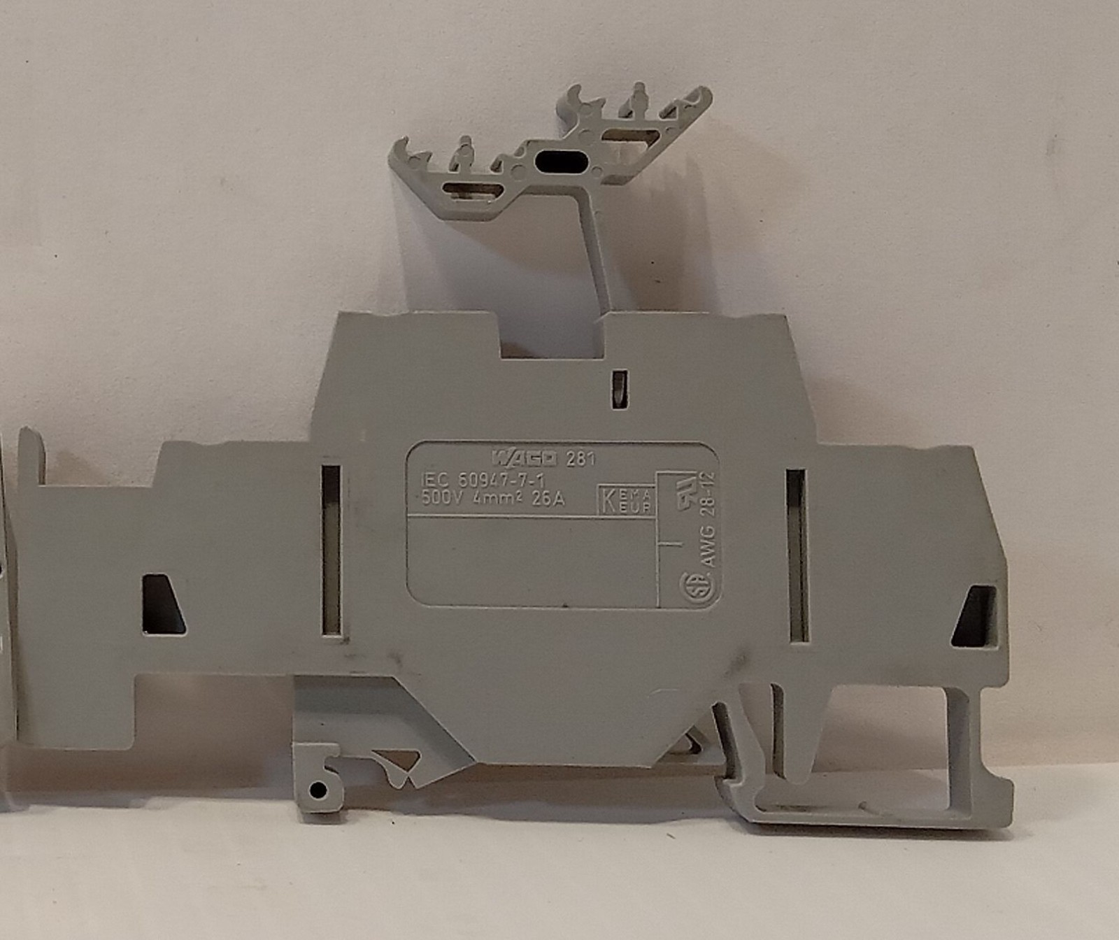 2 NEW WAGO 281 IEC 60947-7-1 TERMINAL BLOCKS NNB ***MAKE OFFER***