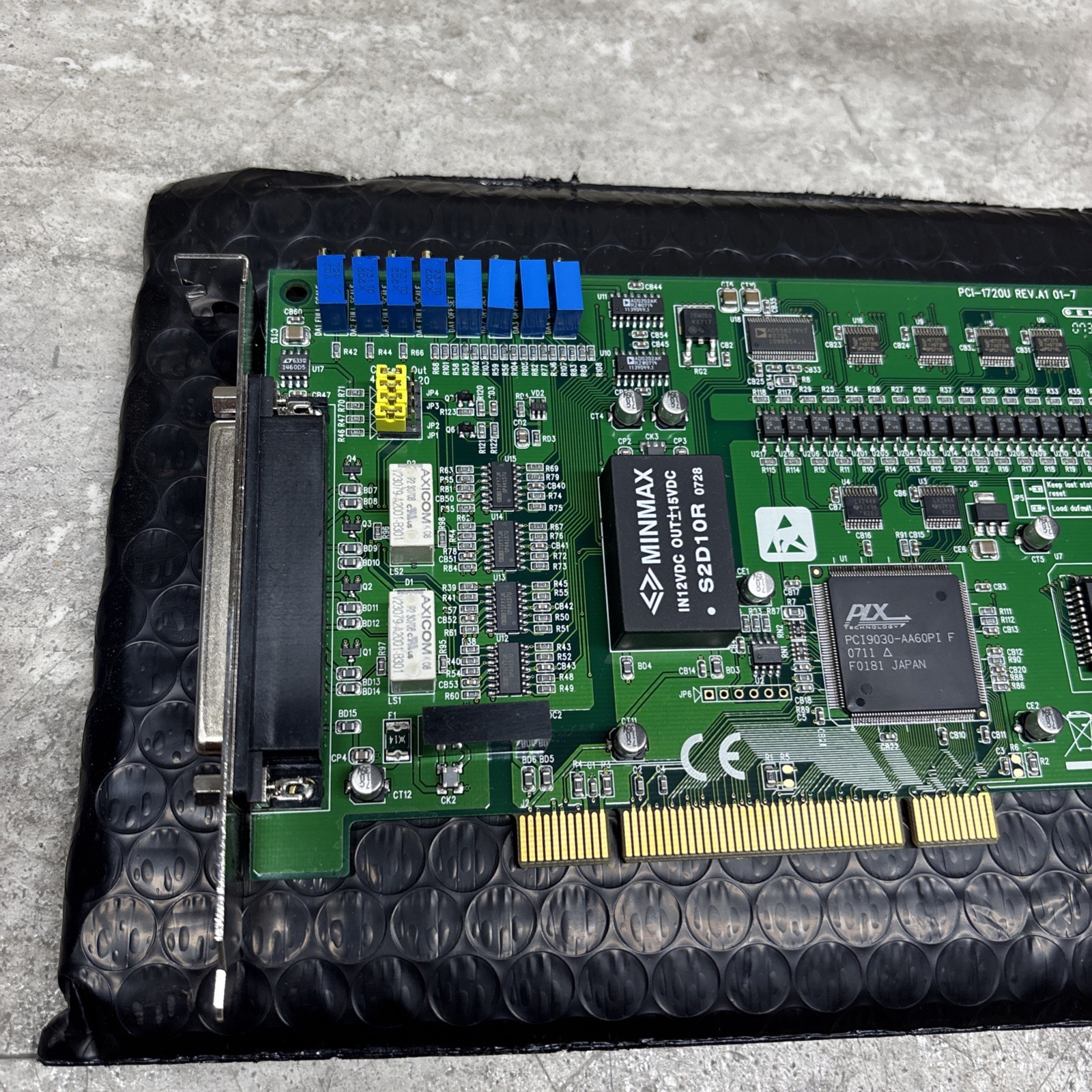 Advantech PCI-1720U Add On Module, 4 Channel Isolated D/A Output Card, New