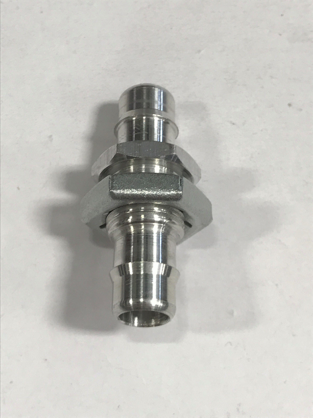 Aluminum bulkhead fitting 1/2-20 thread to 3/8 ID tubing barb both ends