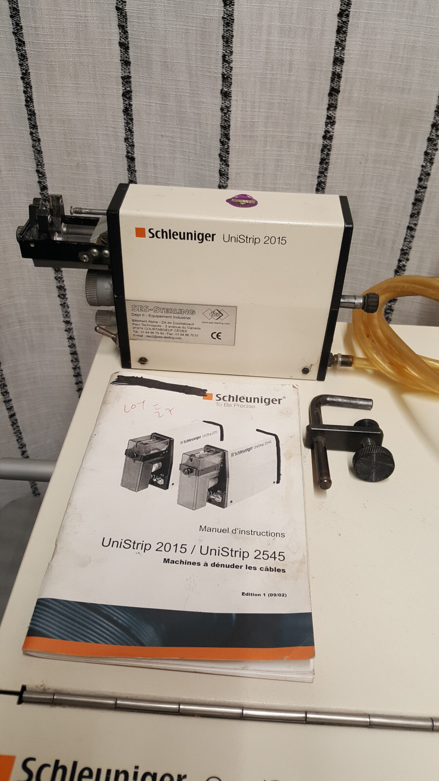 SCHLEUNIGER OmniStrip 9400 + UniStrip 2015