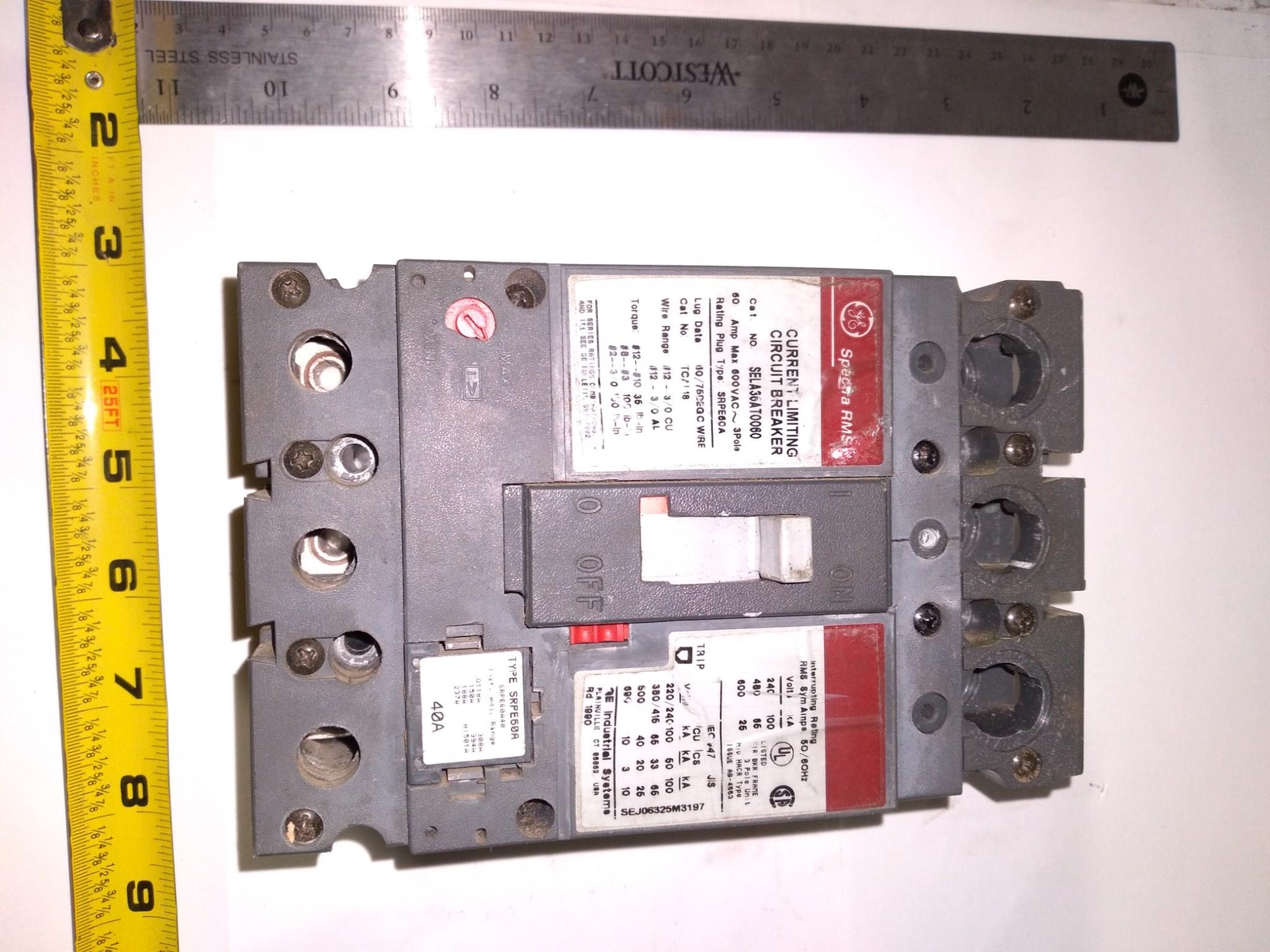 GE SPECTRA RMS CURRENT LIMITING CIRCUIT BREAKER SELA6AT0060 600VAC 3POLE