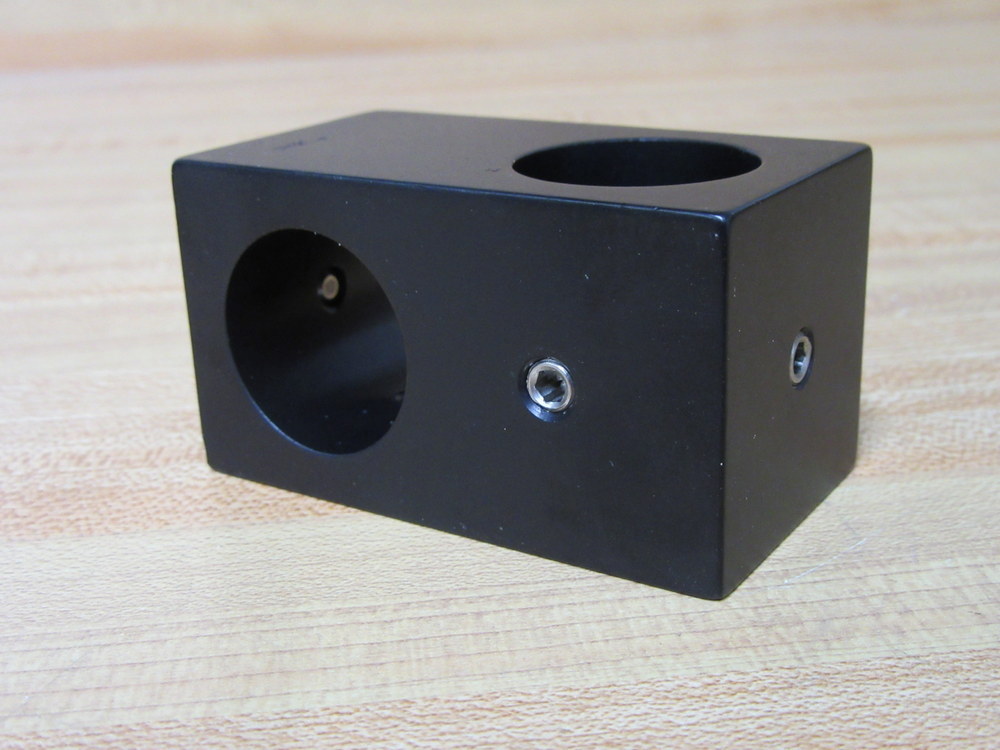 Oriel 14300 Hardware