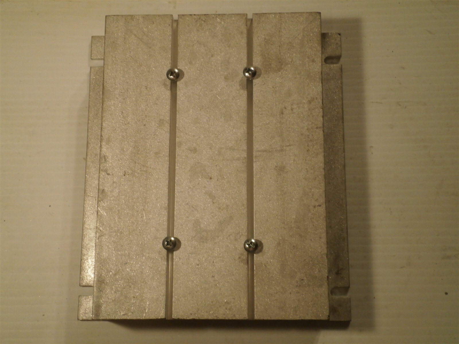 Auxiliary Heatsink Measures 7″ x 6.25″ x 1.375 Inches thick