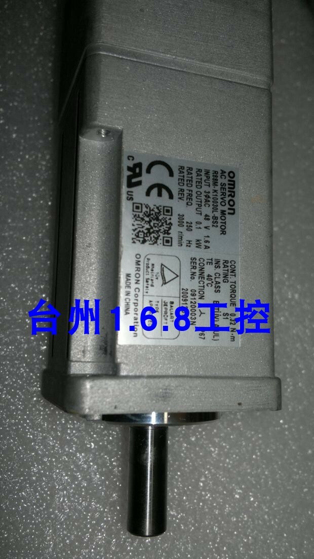 1PC used R88M-K10030L-BS2 Omron Servo Motor