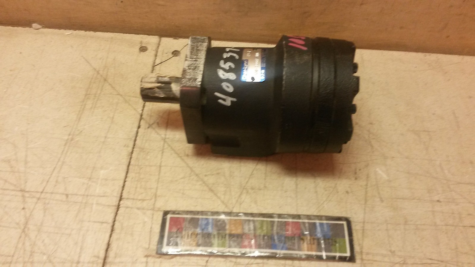 NOS Char-Lynn Eaton Hydraulic Motor 103-1067-010 15gpm 1059050 1″ SAE 6B Spline