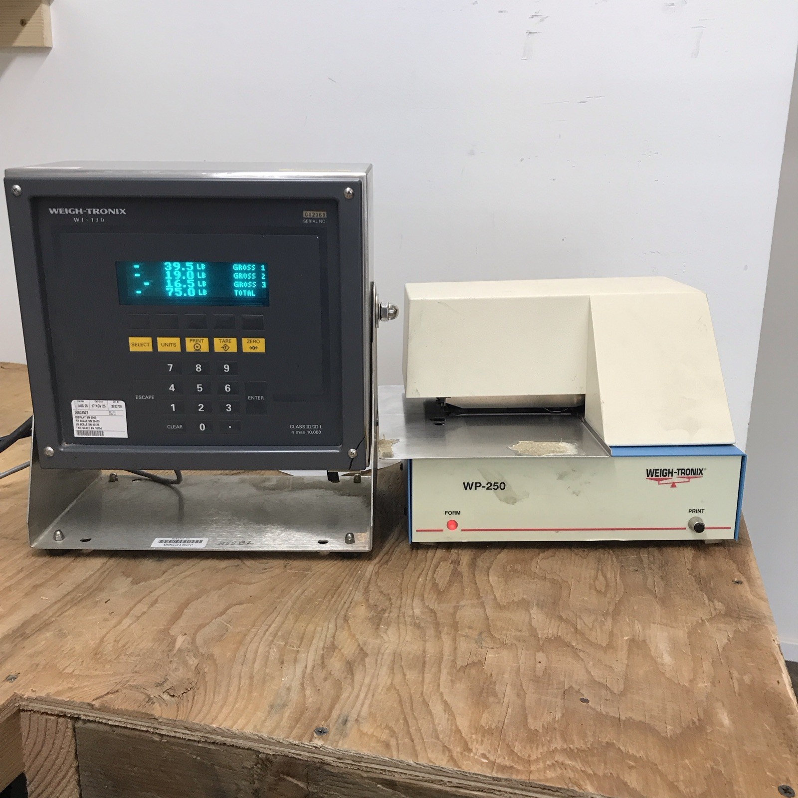 WEIGH-TRONIX WI-130 WEIGHT INDICATOR Cap 100,000 With Printer Wp – 250 ￼