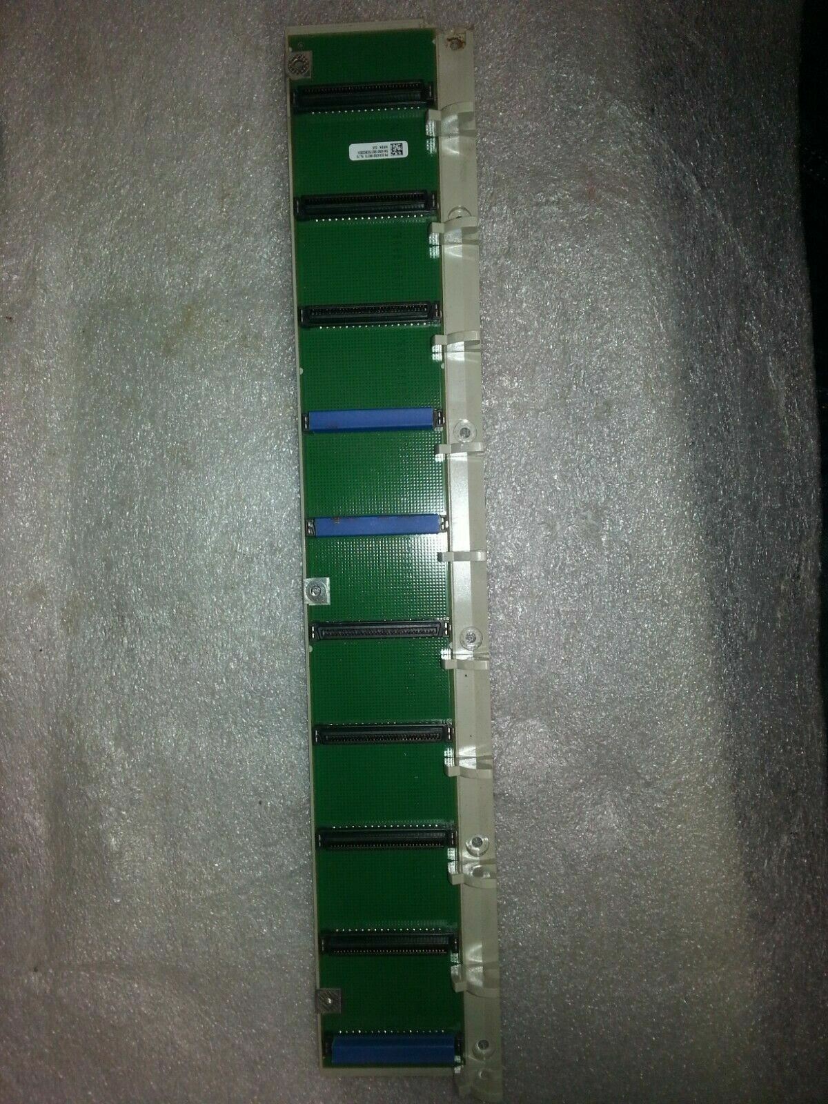 Schneider Modicon 140XBP01000 SCE4350198275 10-Slot Backplane PLC Quantum USA