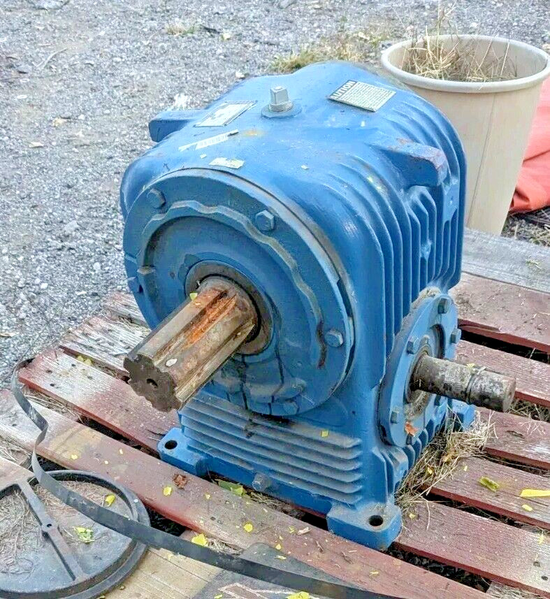 CONE DRIVE HU60A376-1 – 70:1 RATIO – IMPUT RPM 1750
