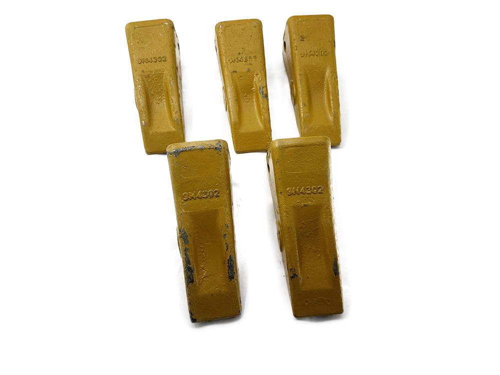 Lot of 5 Qty Titan Attachments 9N4302 Long Bucket Tooth NEW FREE FAST SHIP