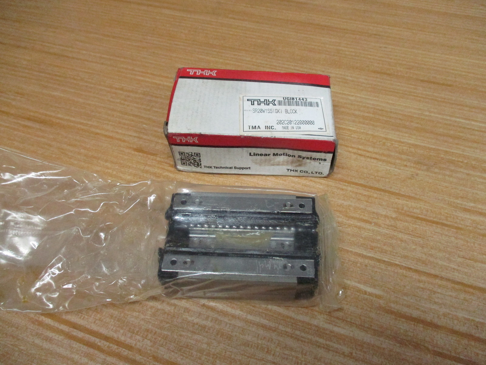 THK SR20W1SS(GK) BLOCK Linear Guide Block SR20W1SS