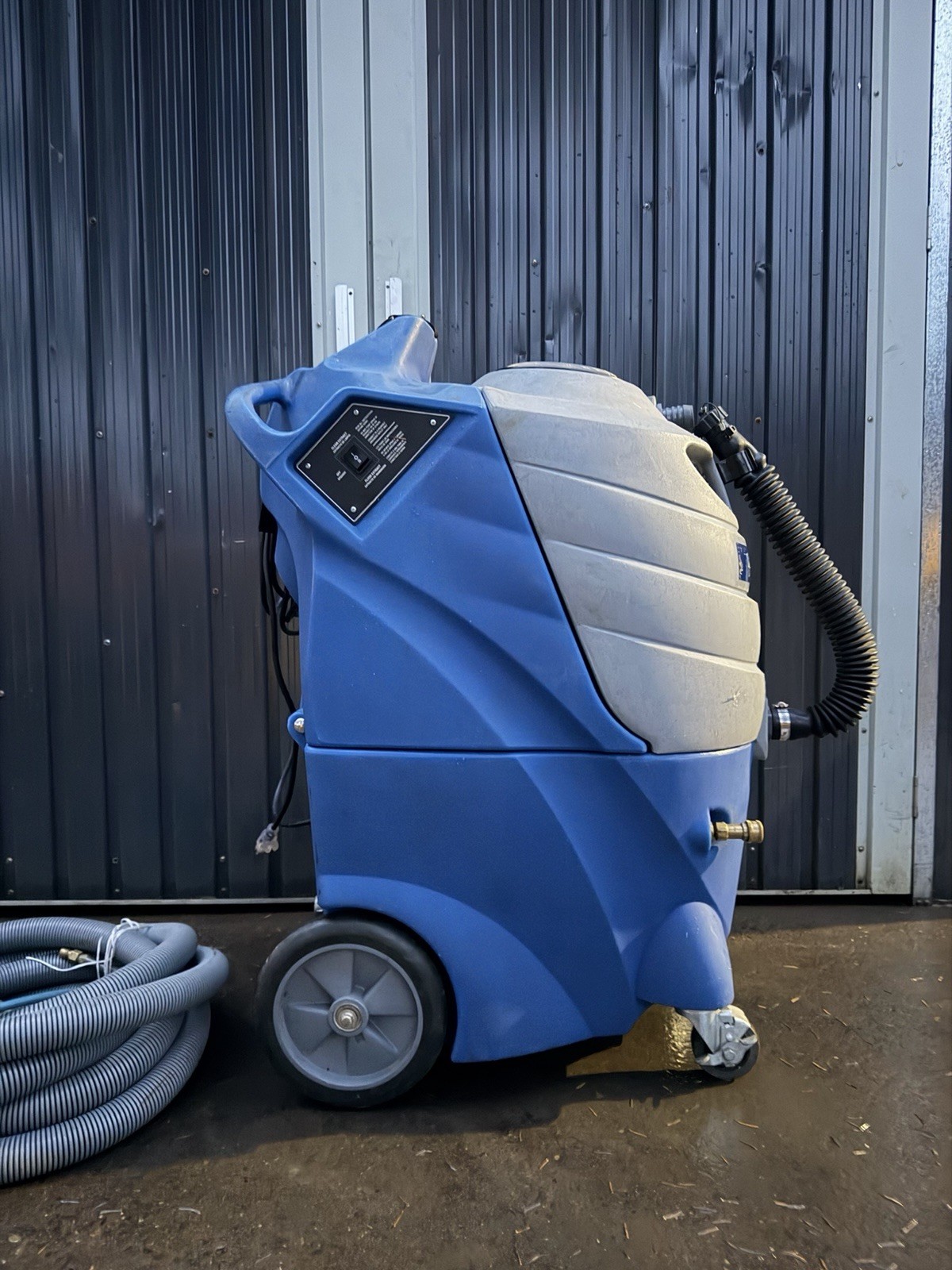 VersaClean 200 Water Portable Carpet Extraction Vacuum by Legend.
