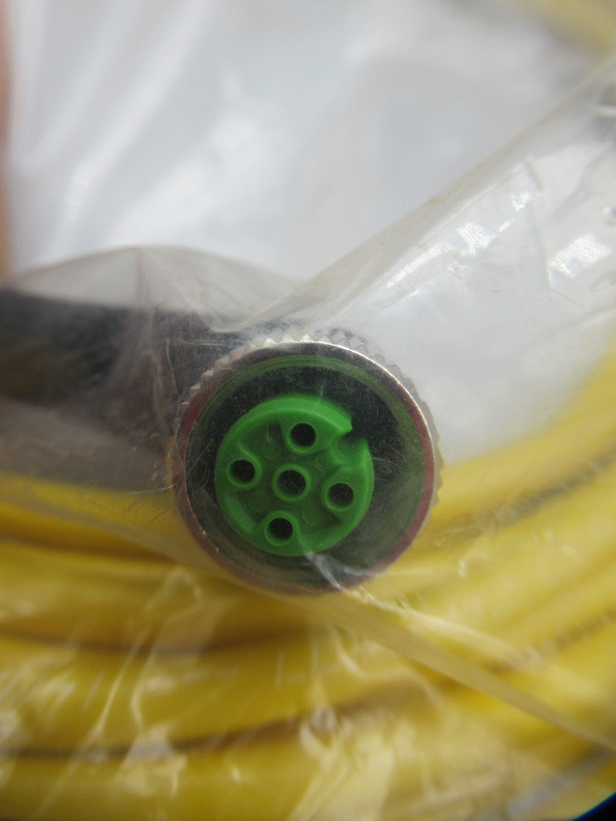 Lot of 2- Murr Elektronik 7000-12341-0140500 Round Plug Connector Cables *NEW*