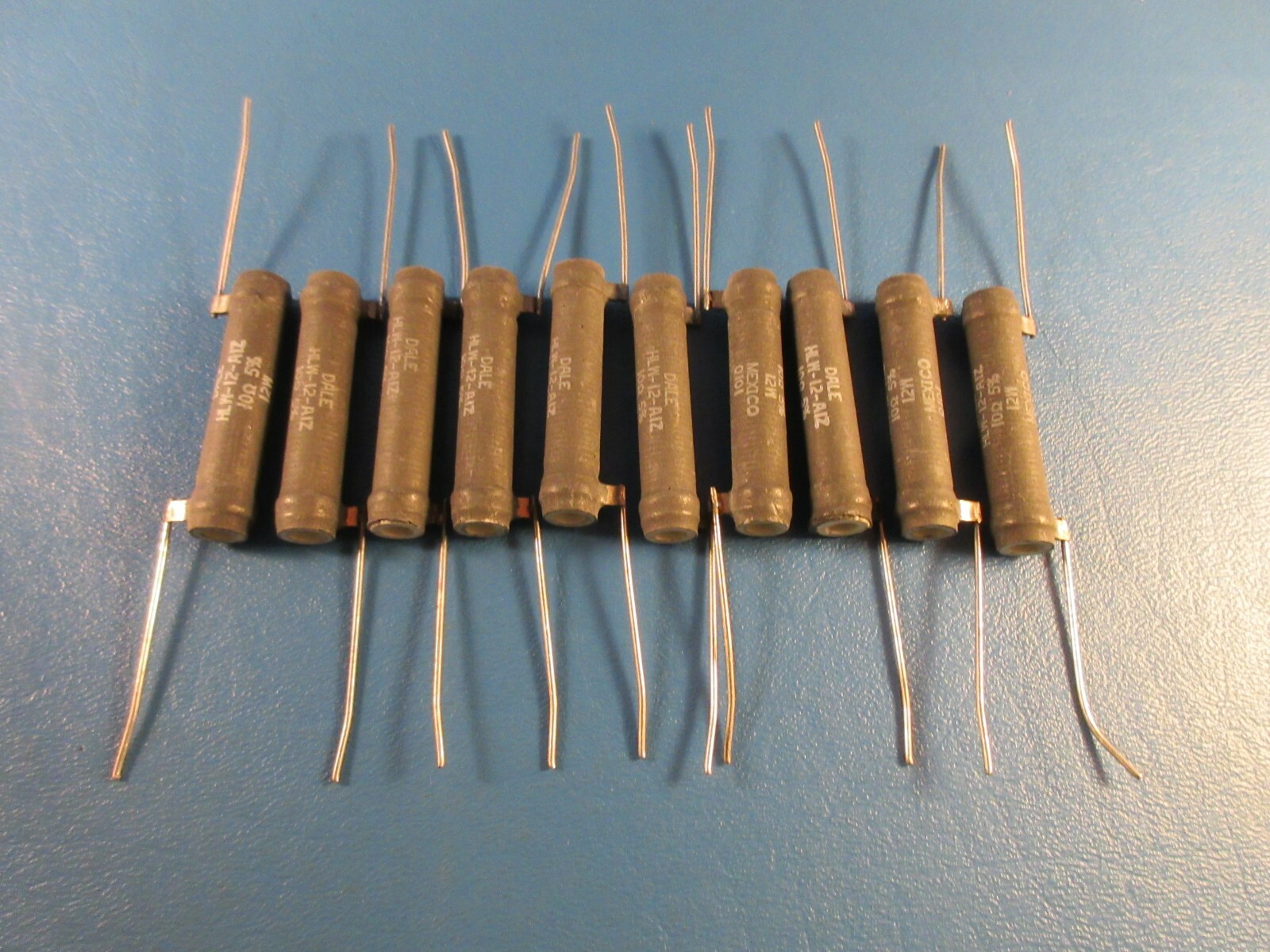Lot of 10 Dale Vishay HLW-12-A1Z Resistor, Through Hole, 12 Watt, 10 OHM