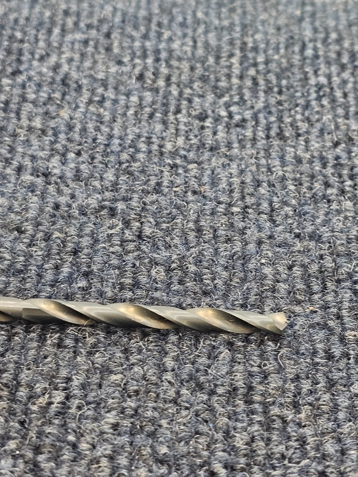 (QTY 9) Hertel 13/64 Inch Taper Length Drill HSS