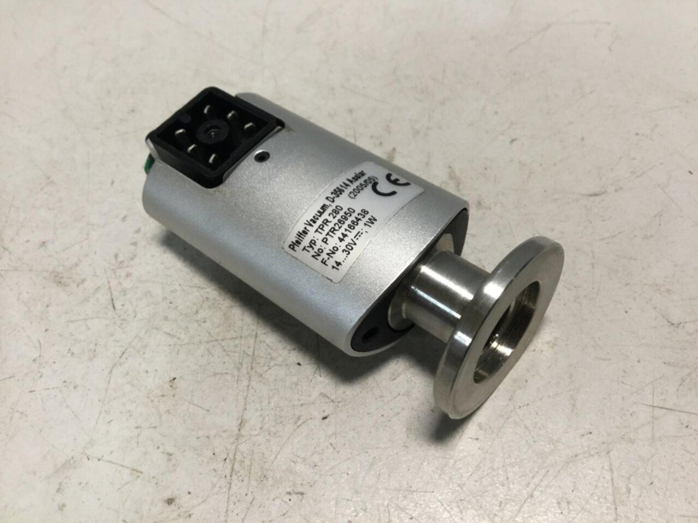 PFEIFFER Compact Pirani Gauge TPR280 PTR26950 Scratch & Dent #104328