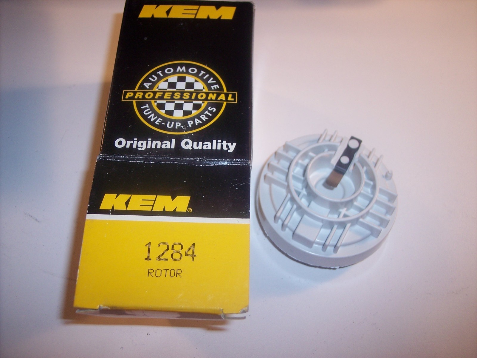 NOS KEM 1284 Distributor Rotor AS SHOWN Q4L3