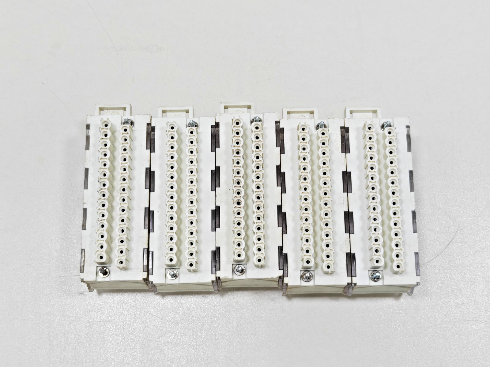 (5Pcs) BMXFTB2800 Schneider Electric 28-Pin Removable Caged Terminal Blocks PV01