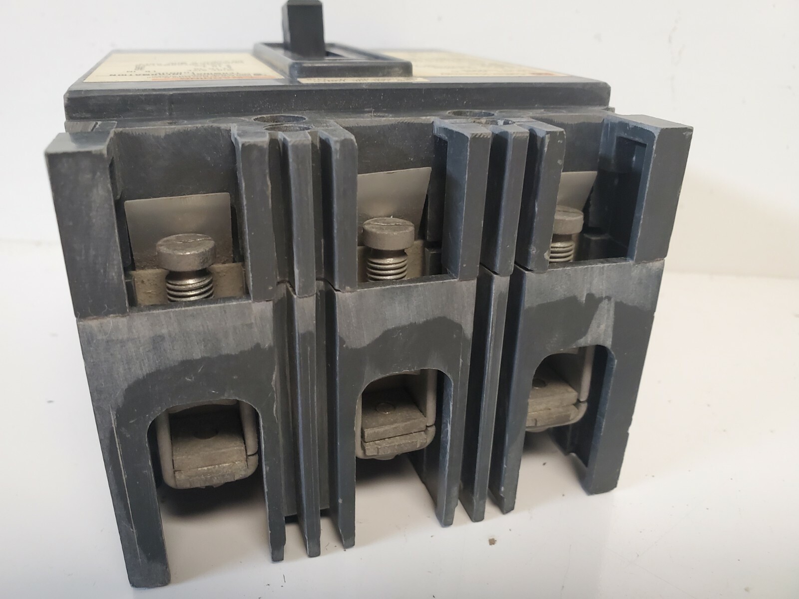NEW OLD STOCK! CUTLER-HAMMER 50A 3-POLE CIRCUIT BREAKER HFB3050L
