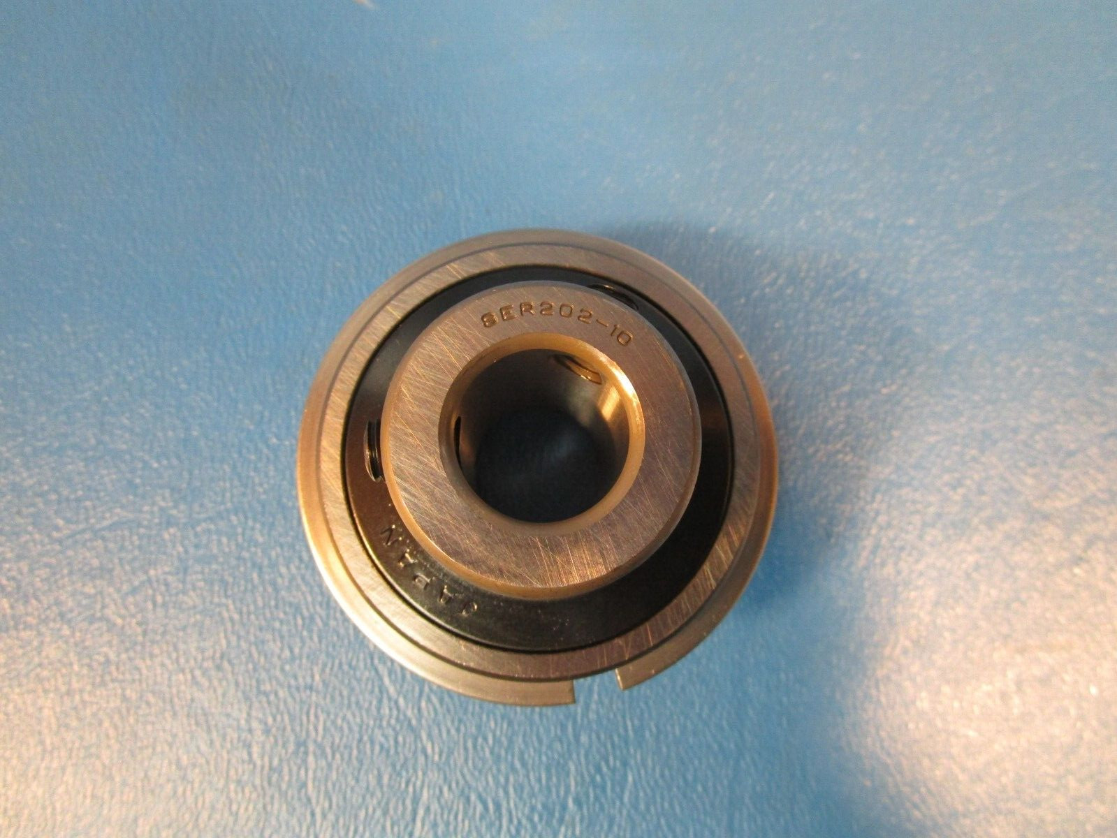 AMI SER202-10 Ball Insert Bearing – Cylindrical Bore, 5/8 in ID