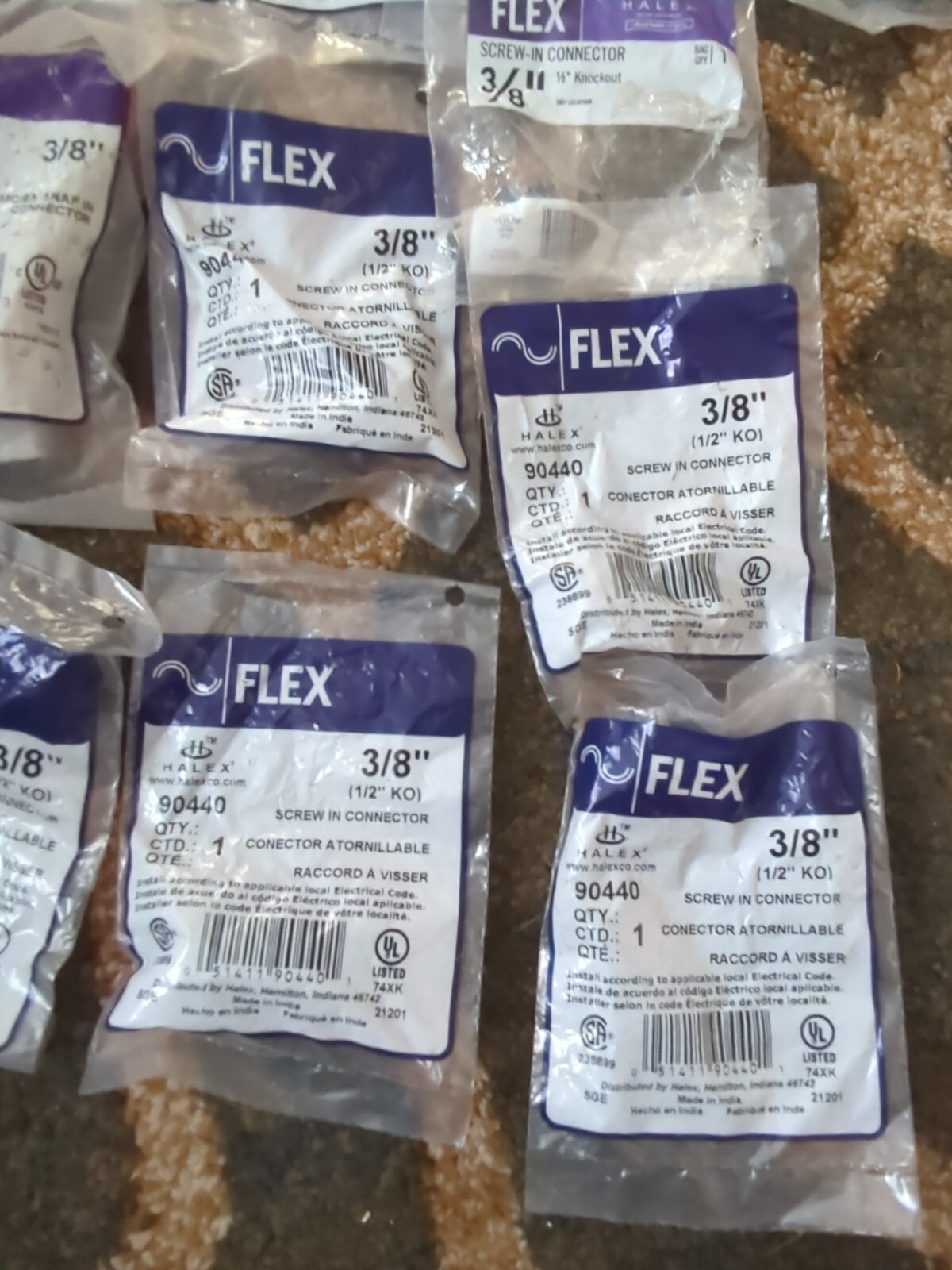 Halex 90440 3/8″ FLX1BX, Screw-n Connector, Lot of 10 read des.