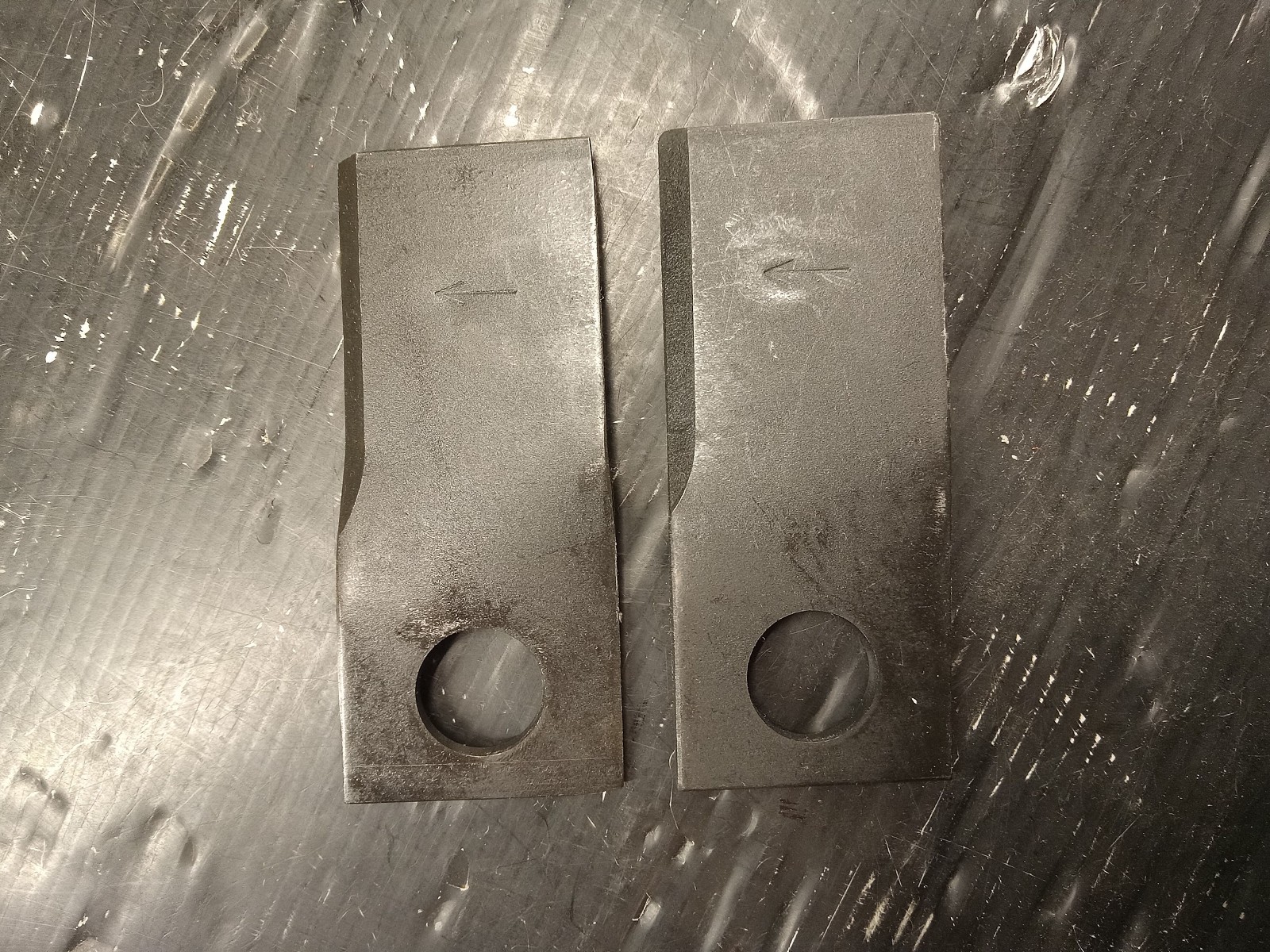 2 NEW A&I A-76N917 1 HOLE 2×4 ¾” MOWER BLADES NNB ***MAKE OFFER***