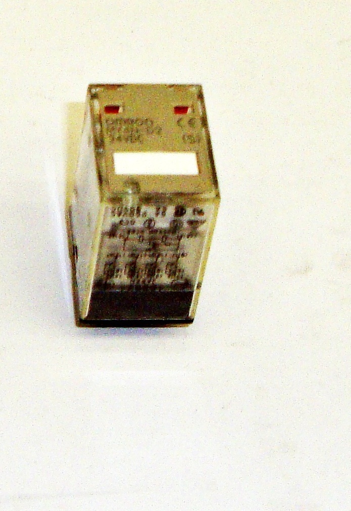 New Omron Relay Volts-24VDC(S) Type-MY4N-D2 13557ELL