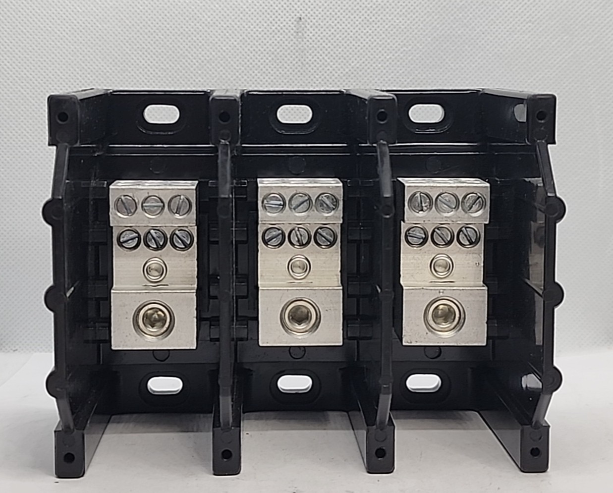BUSSMANN 16321-3 175A, 600V POWER DISTRIBUTION BLOCK [1WS2-5]