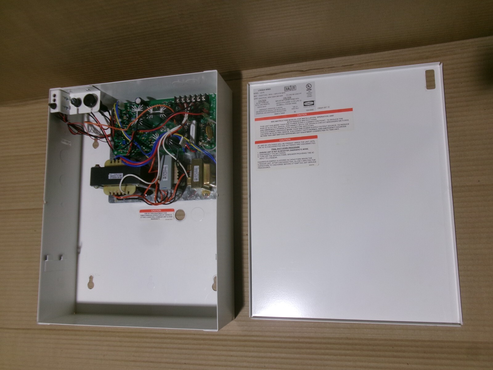 Hubbell LG1S Litegear Series 120/277VAC 60Hz 1.02/0.47a Max w/ E119744