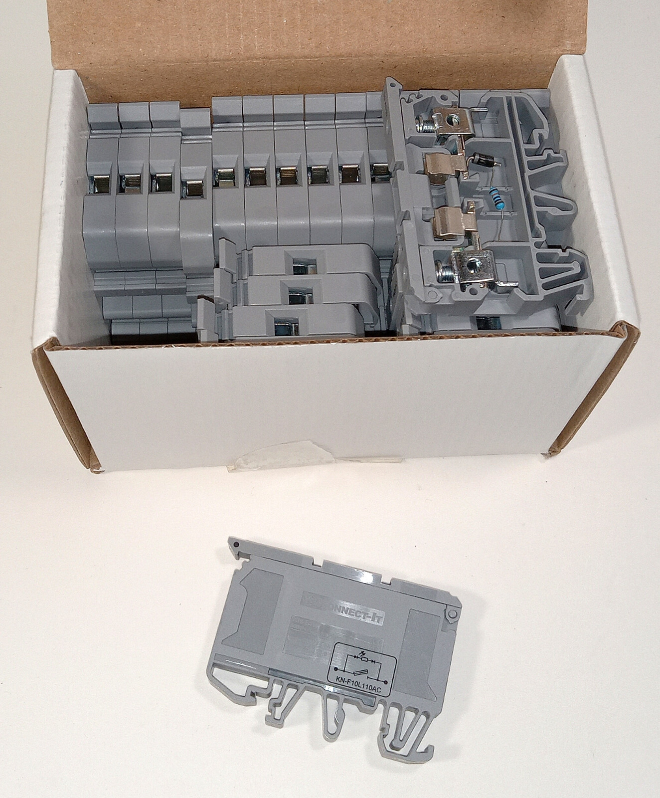 25 NEW KONNECT-IT KN-F10L110AC TERMINAL BLOCKS NIB ***MAKE OFFER***