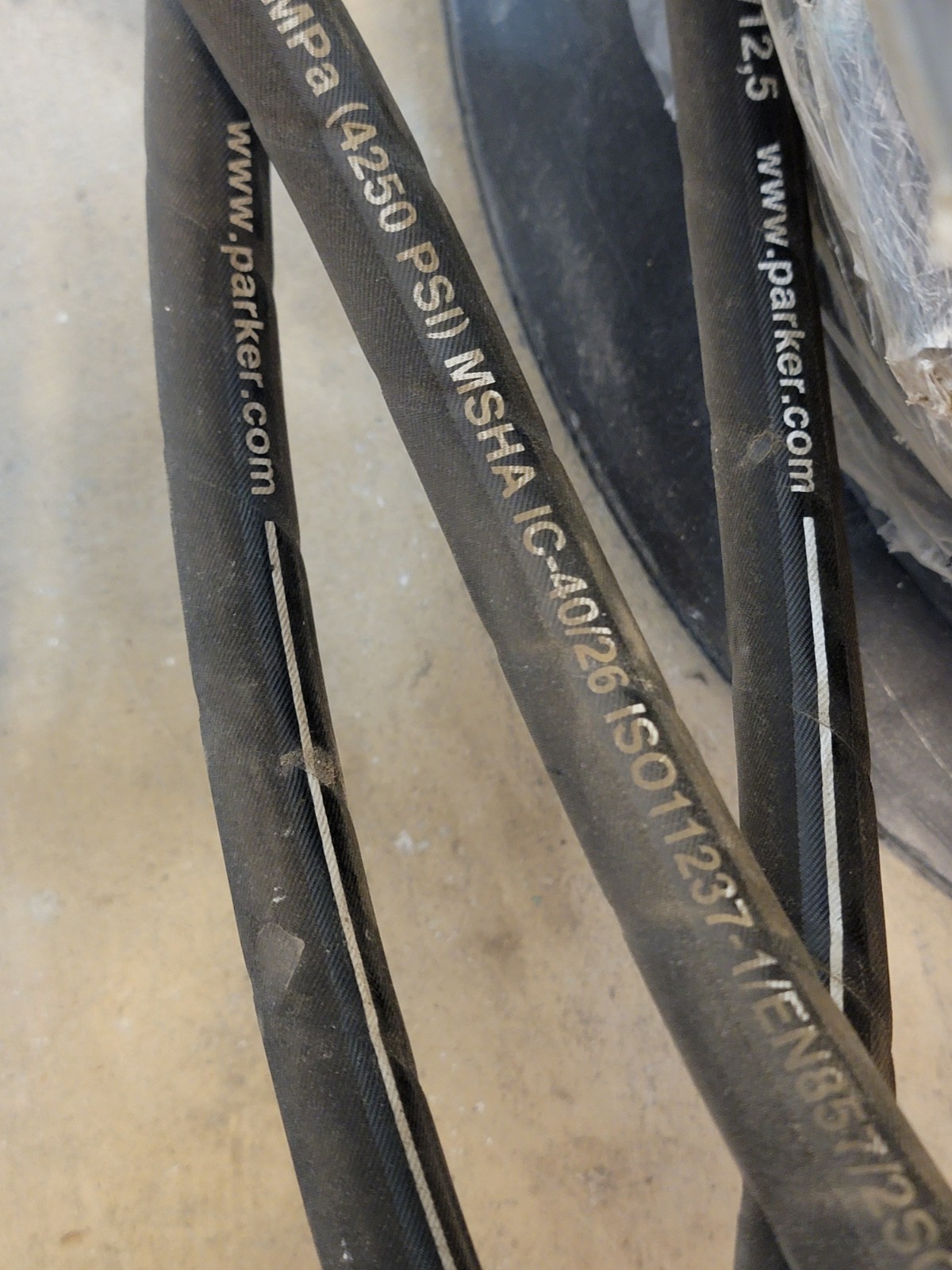 Parker 471TC-8 Tough Cover Hose 471TC8 10Ft Section. Will Cut To Size. Min. 10ft