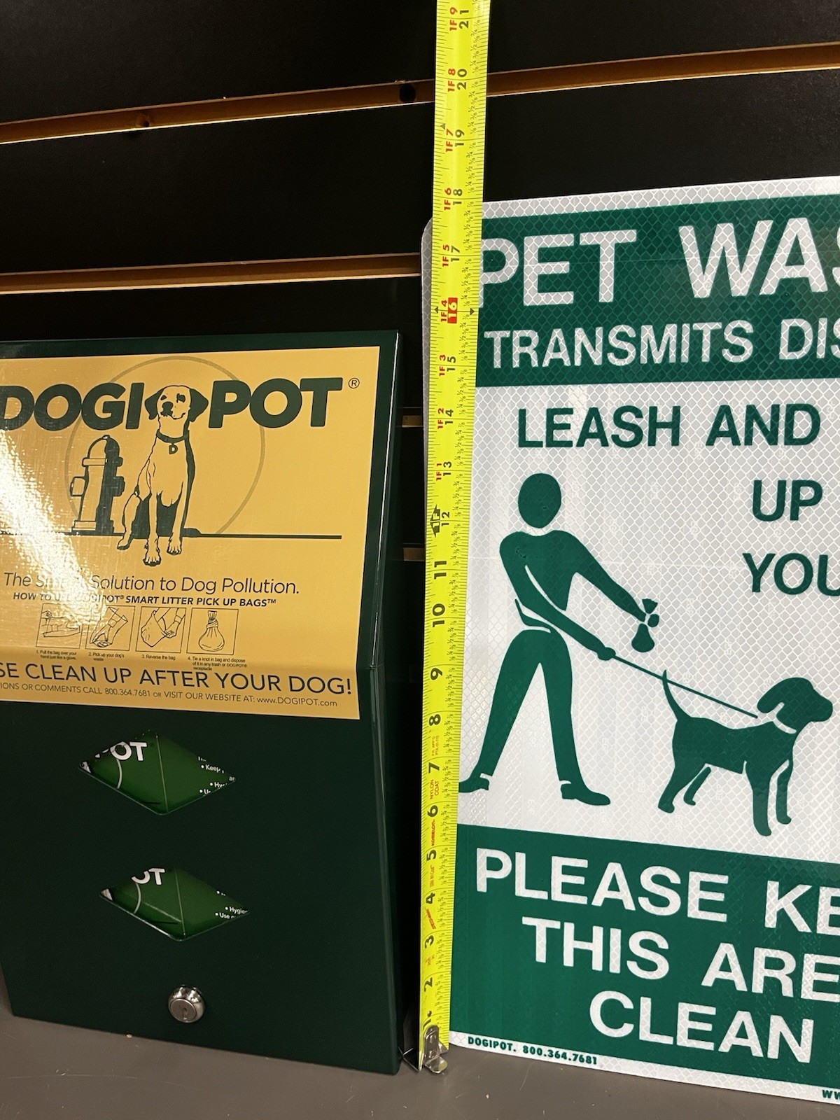 New Dogipot 1002-2 Dog Waste System Dispenser + Sign W/ Lock, Keys & 400 Bags