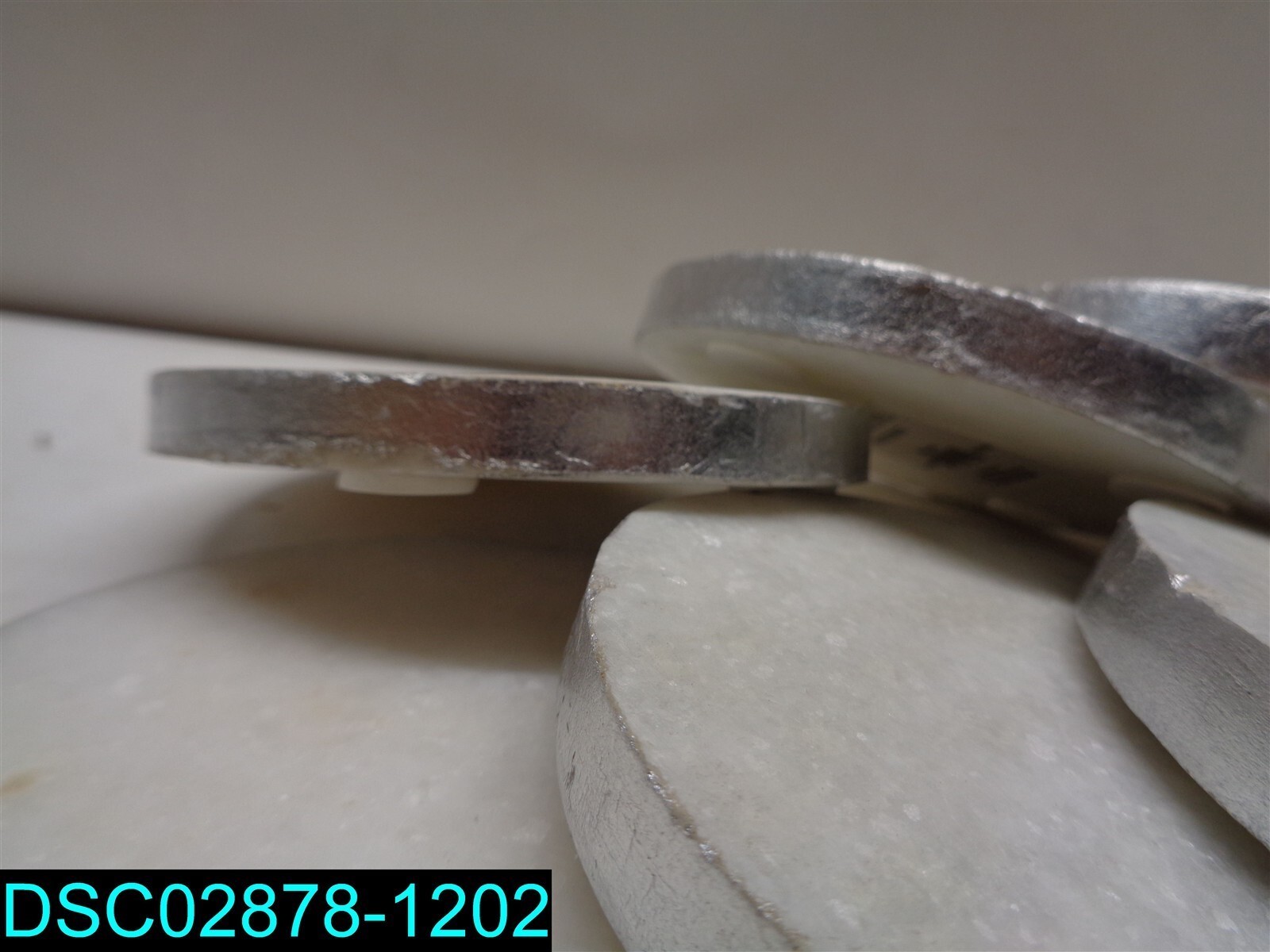 QTY=1 SET OF 4: Thirstystone Round White Marble Coasters with Silver Tone Edge