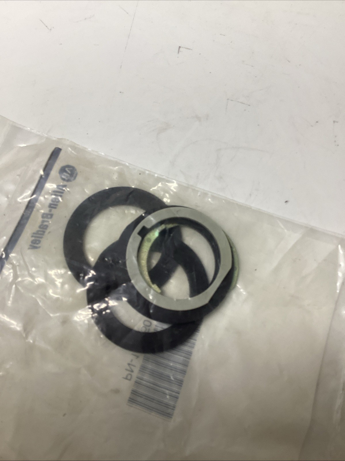 Allen Bradley 184850 Mounting Hardware V-547