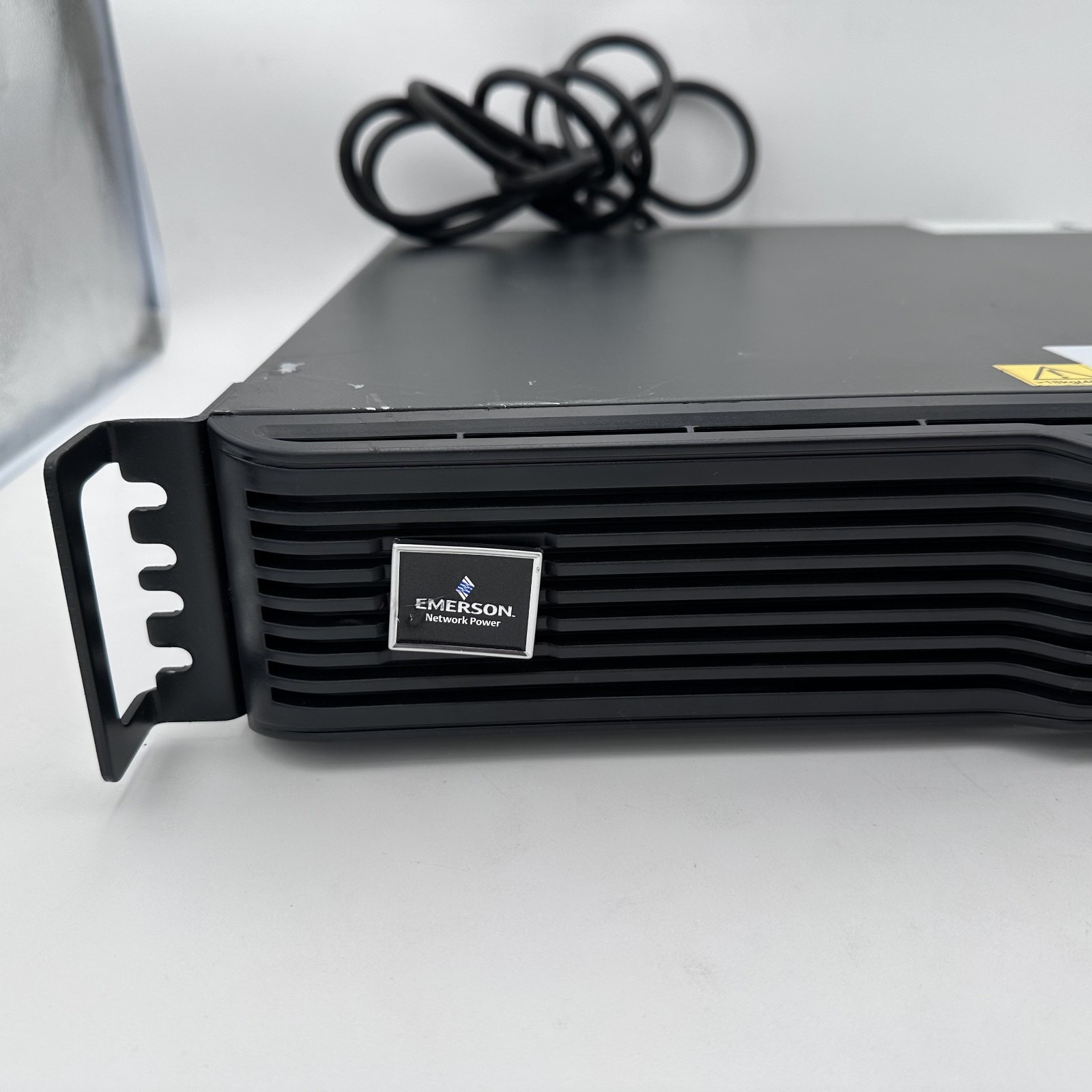 Liebert (Emerson) GXT3-1500RT120 UPS System w/ Rack Mount Ears – Needs Batteries