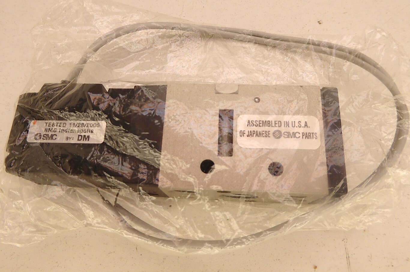 SMC VF3130-4G-02 Solenoid Valve USA Seller NEW NO BOX
