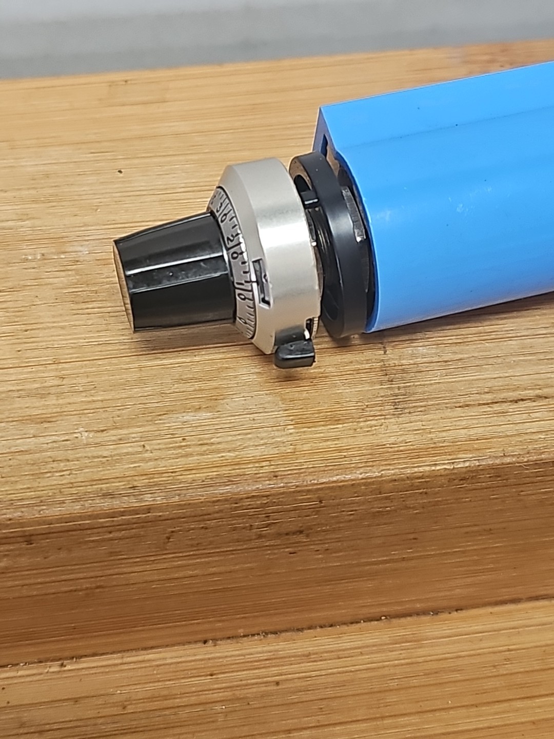 Clarostat Potentiometer 152-012732 . 140-7913