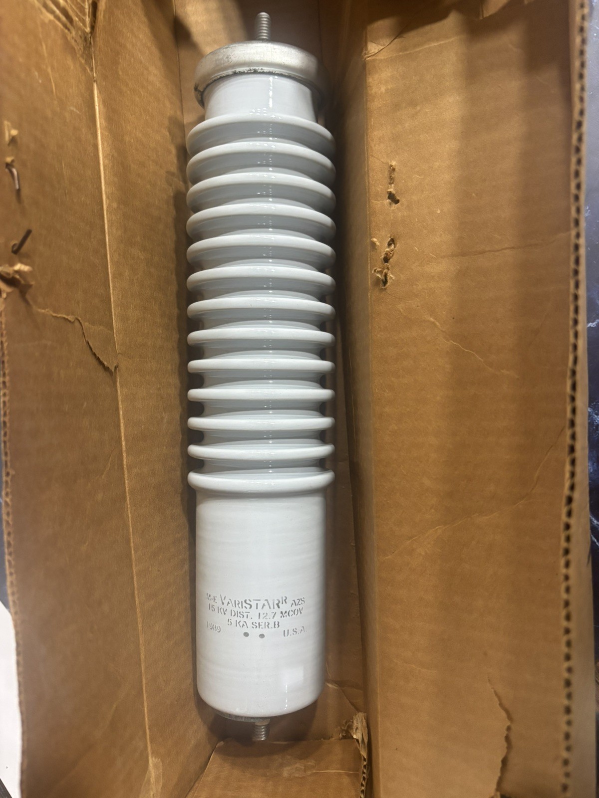 Mcgraw Edison AZS100C51 type AZS KV 15 VARISTAR