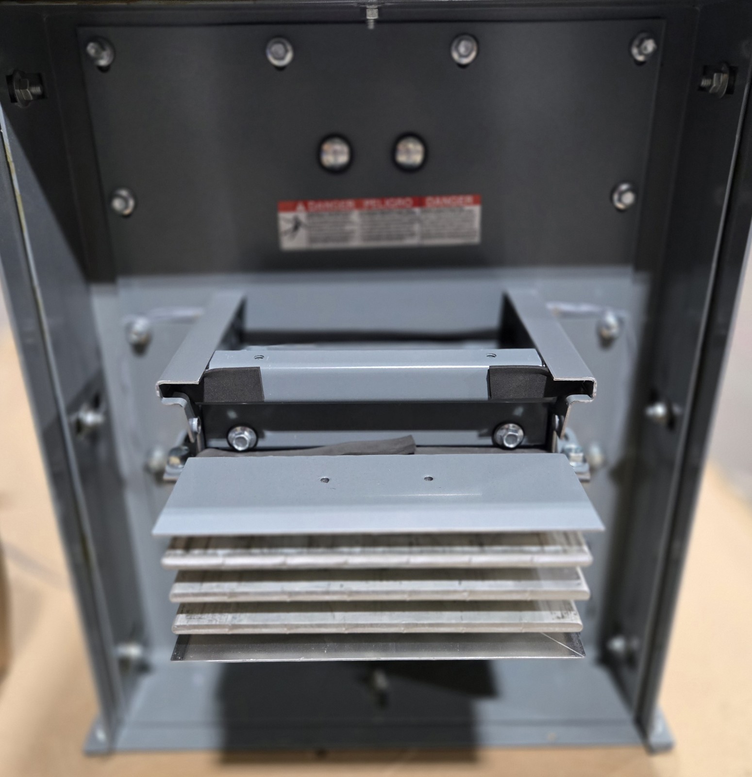 SQUARE D AFH2316GEJM I-LINE II BUSWAY TAP BOX/ FITTING. 1600A, 600V, 3P3W.