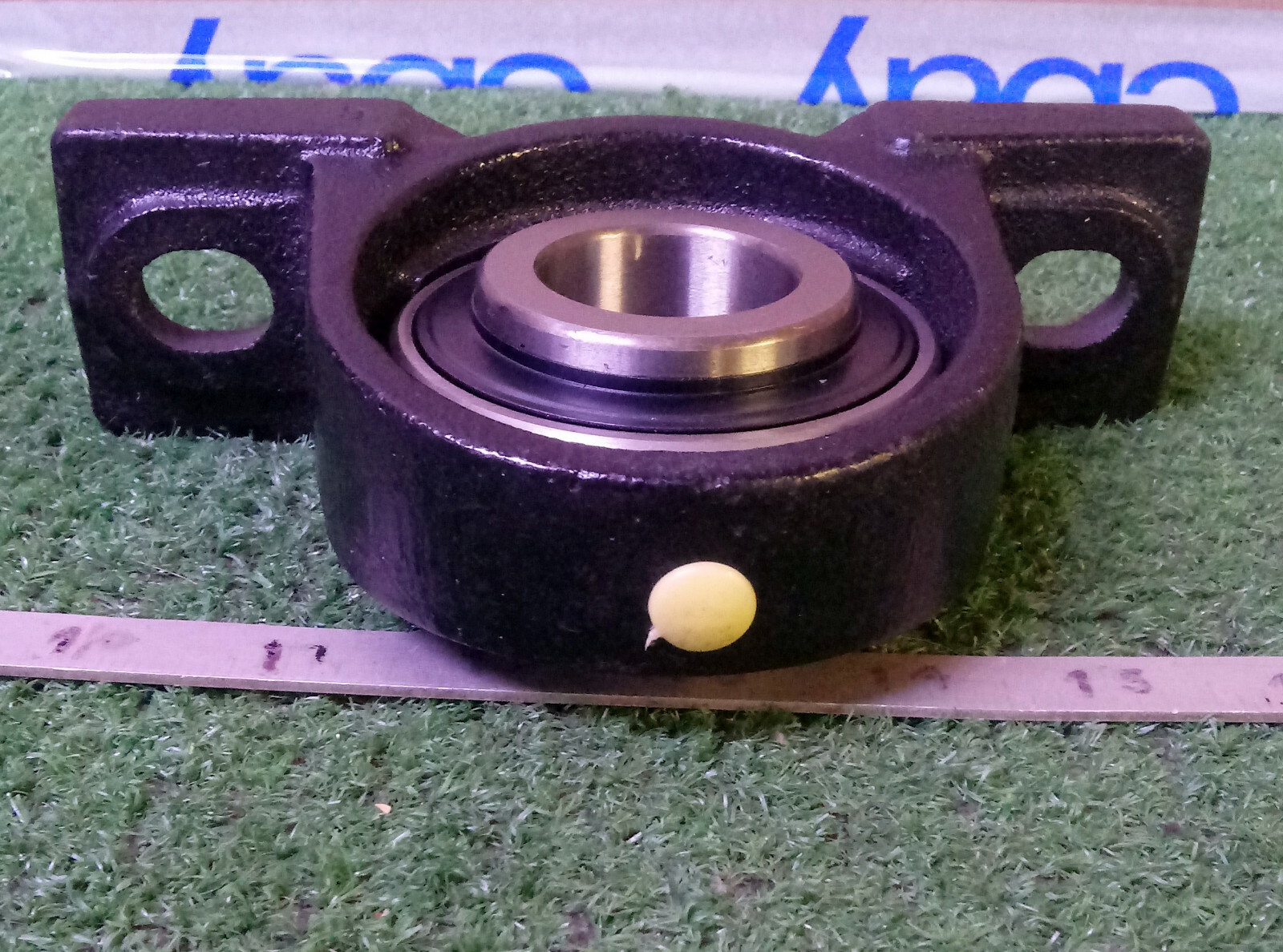 1 NEW TR P-207 PILLOW BLOCK w/UC207 20 BEARING NNB ***MAKE OFFER***