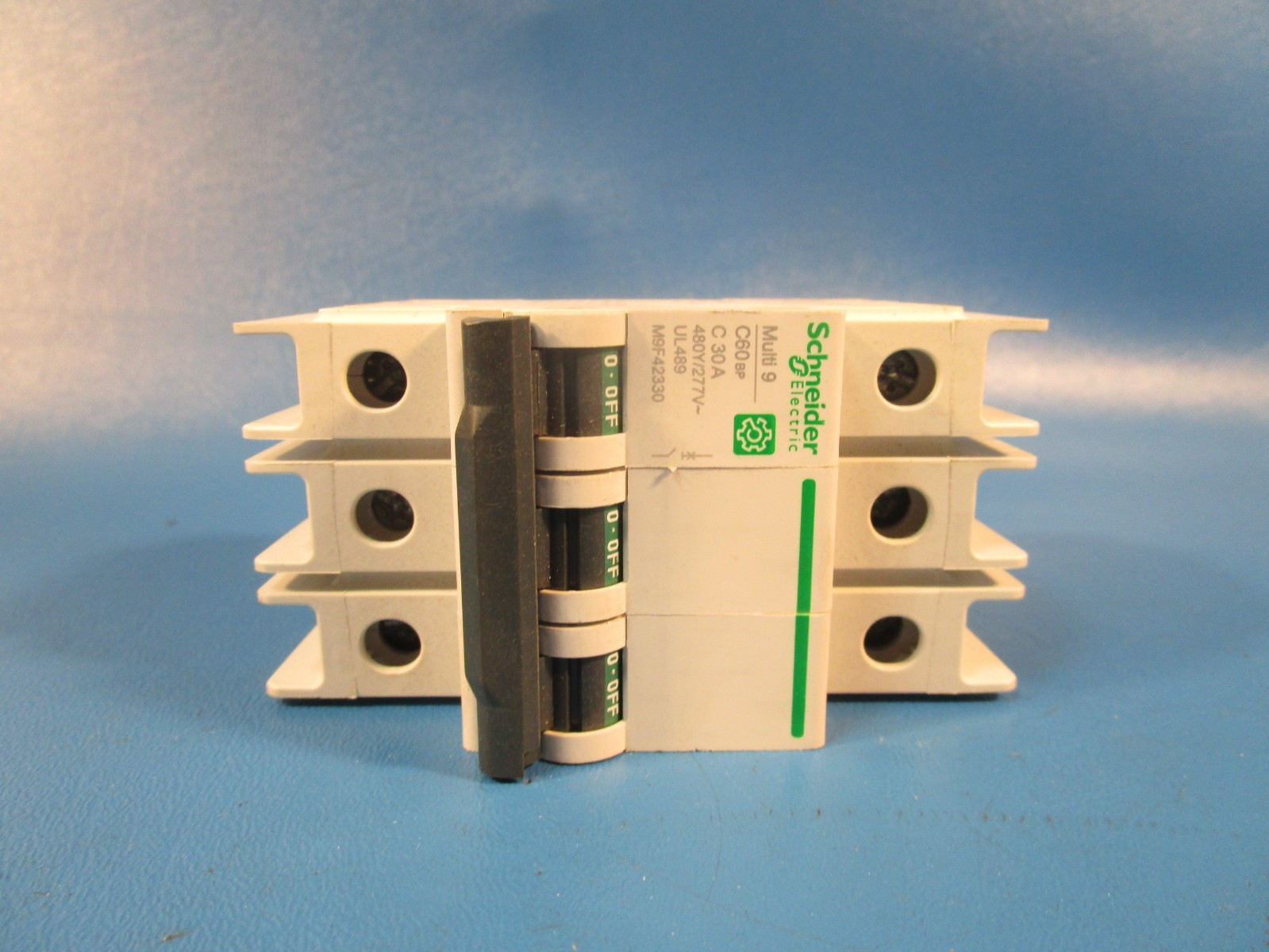 Schneider Electric M9F42330, Miniature Circuit Breaker, 30A 3P 480Y/277V~