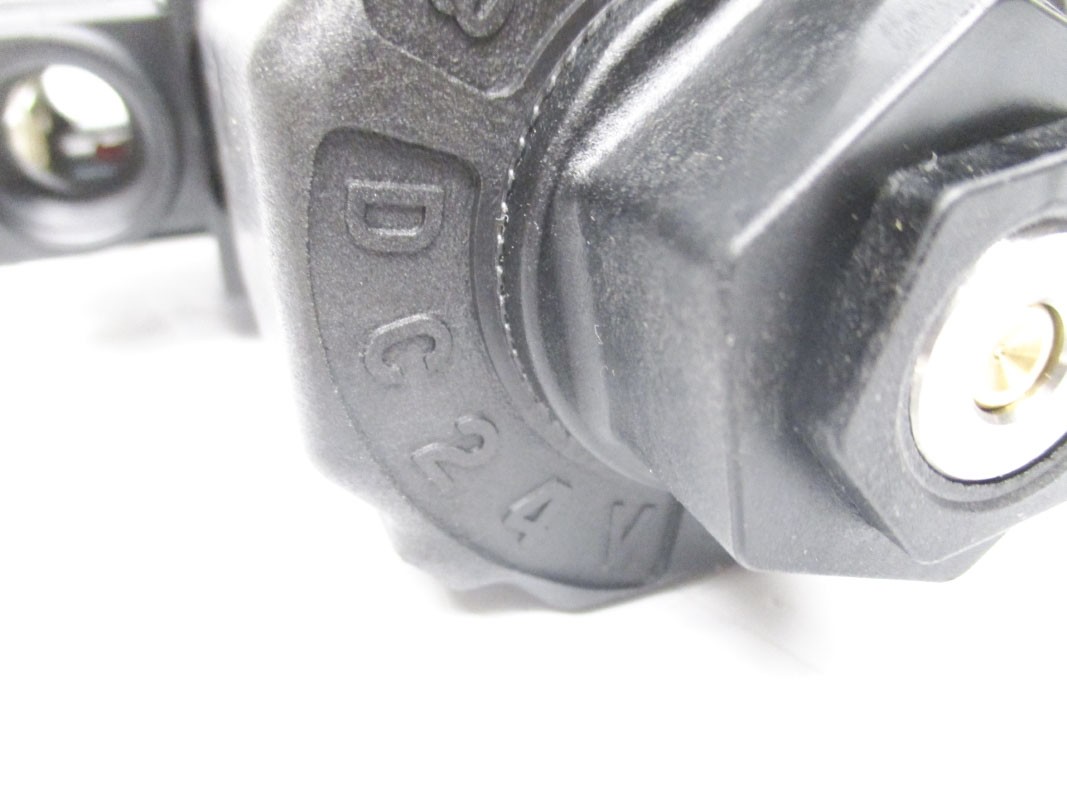 TOYOOKI HD3-2S-KCP-03B-WYD2 24VDC NSNP