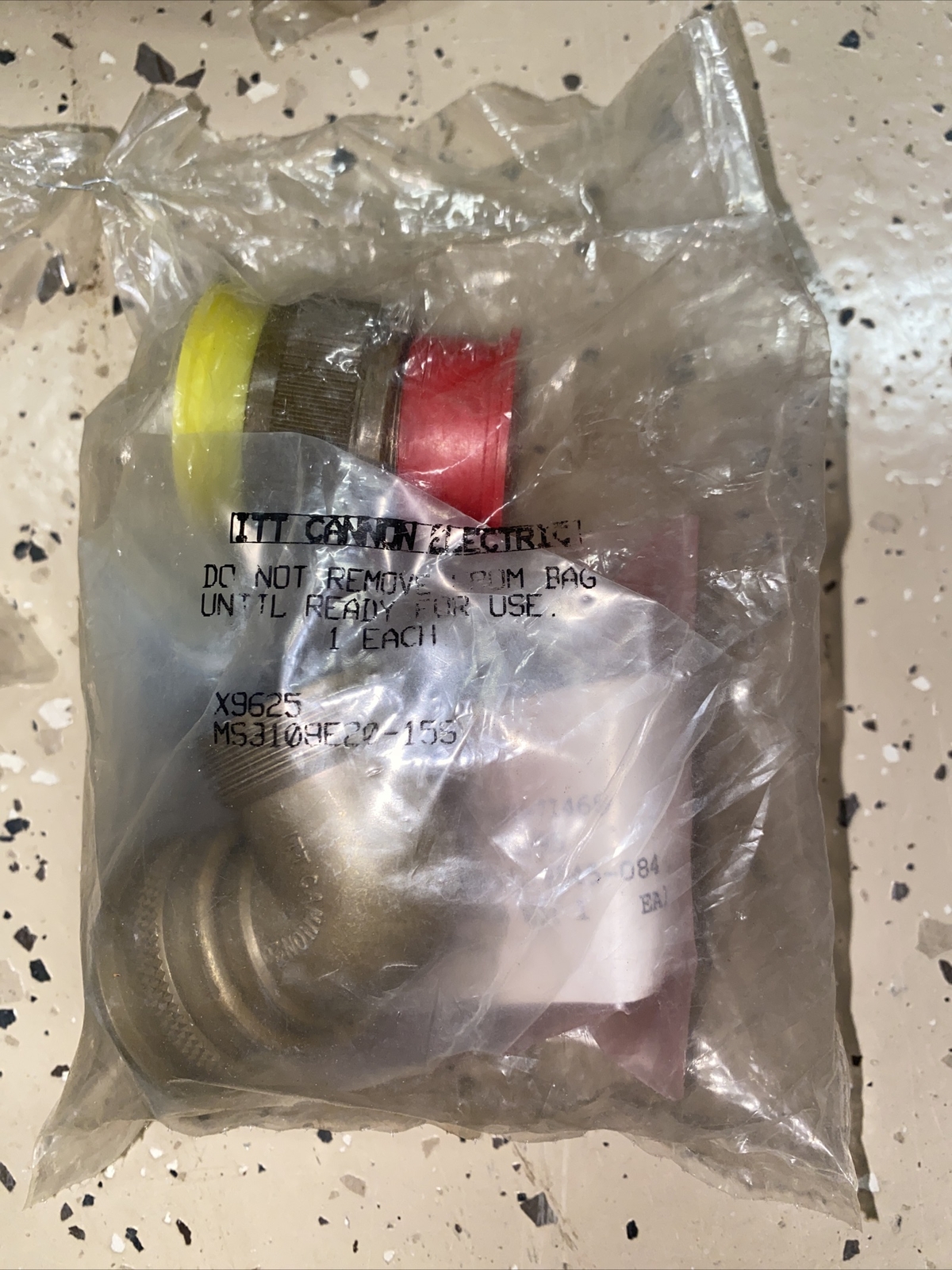 ITT CANNON MS3108E20-15S