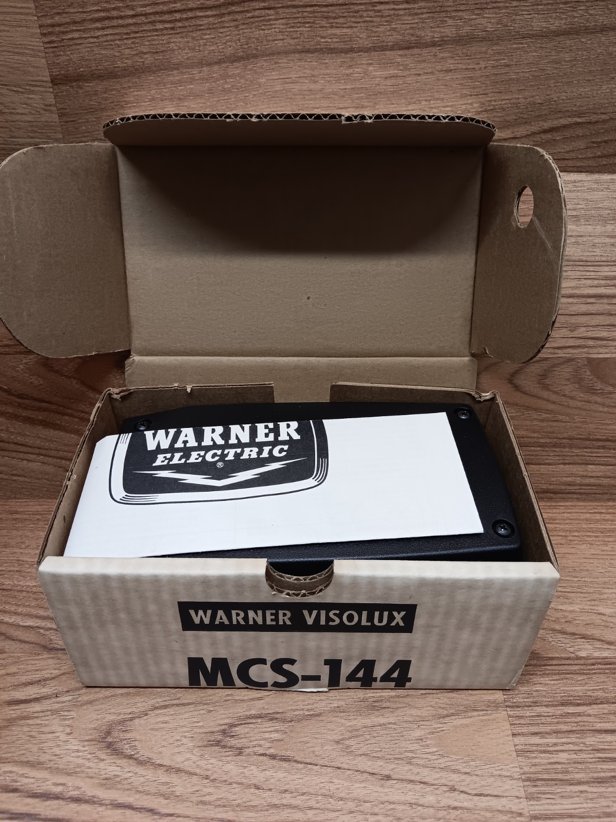 NOS WARNER ELECTRIC MCS-144 PHOTOELECTRIC SENSOR 8180-000-XXX MCS144 FREE SHIPPI