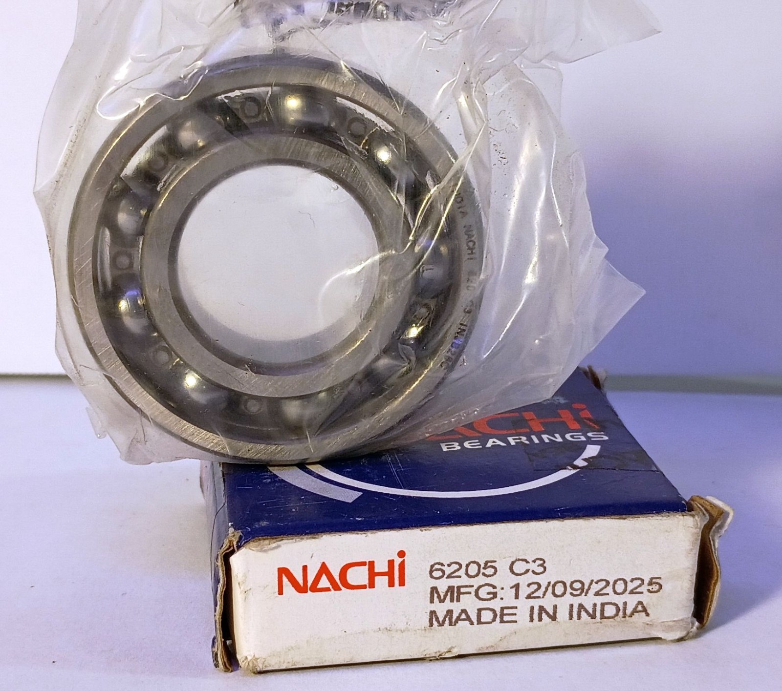 1 NEW NACHI 6205 C3 25X52X15mm RADIAL DEEP GROOVE BALL BEARING NIB *MAKE OFFER*