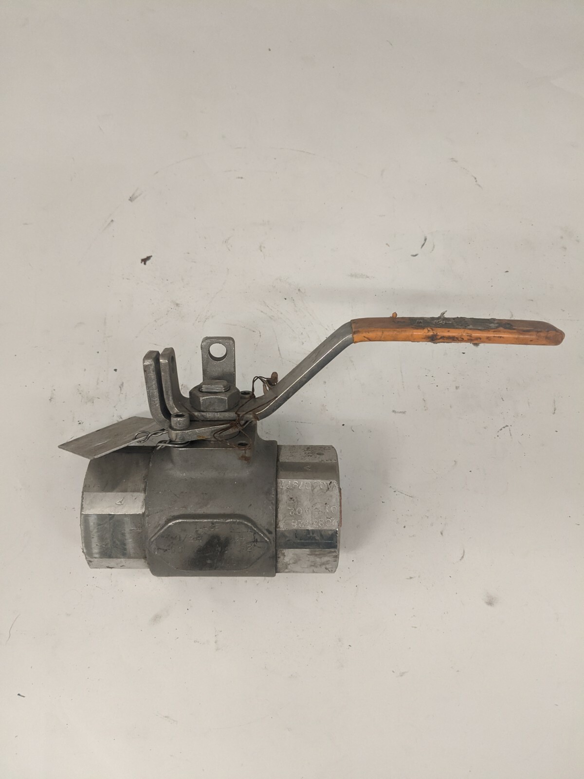 DN32F-40R 1.4408 144OWCP 3000 WOG CF8M