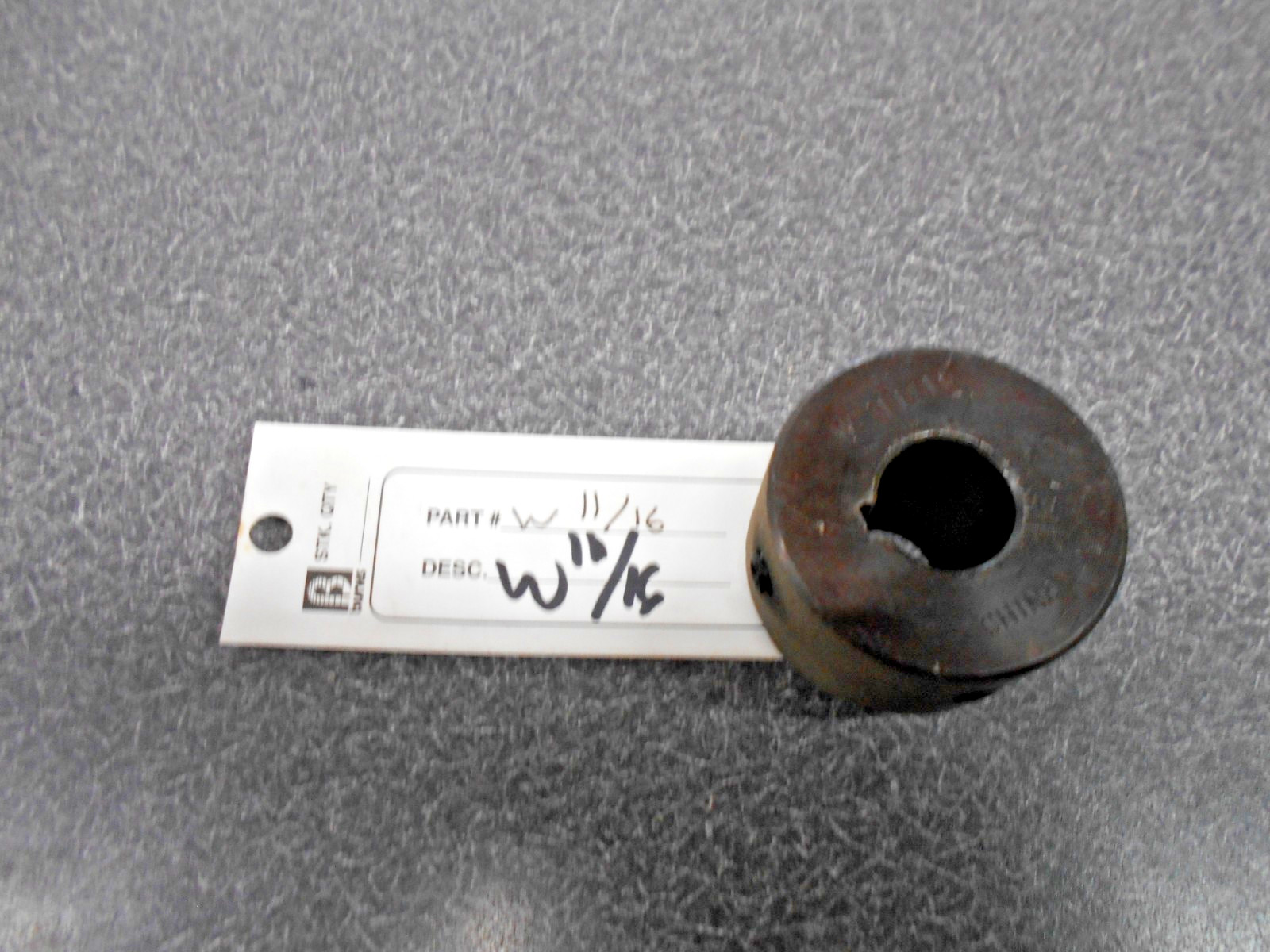 Weld-On Hub, Series W11/16. Round Bore. Burns/Tisco. NOS!