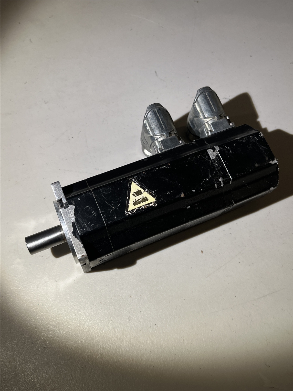 Sigmatek S1 026-8AF61-R4E-Z57 Servo Motor FOR PARTS OR REPAIR – SHIPS FROM USA